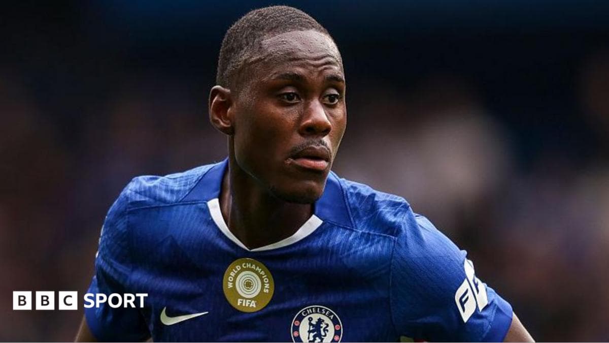 Trevoh Chalobah playing for Chelsea before transfer to Como